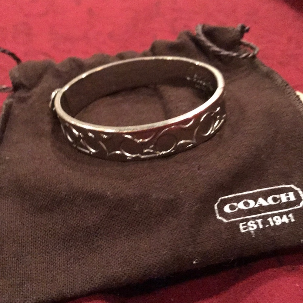 Coach hinged bangle